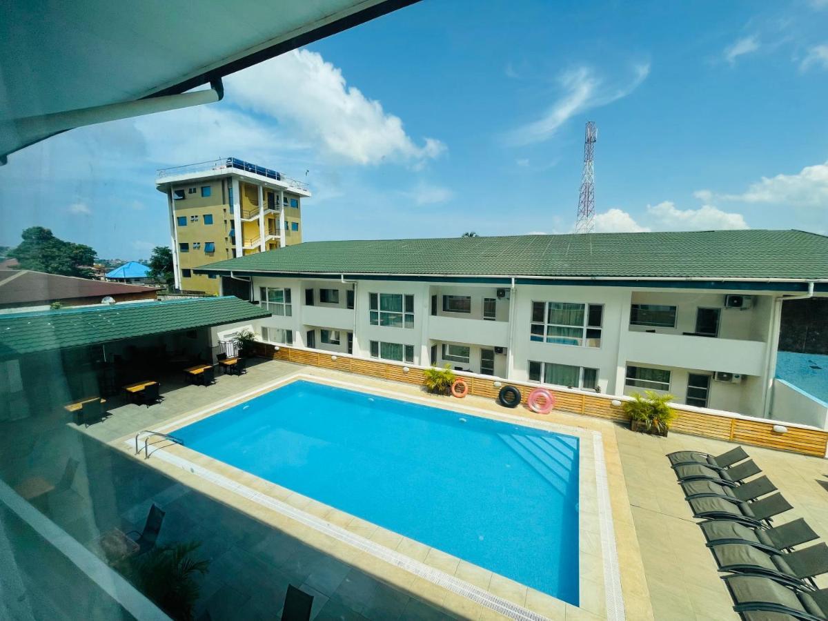 New Brookfields Hotel Freetown Bagian luar foto