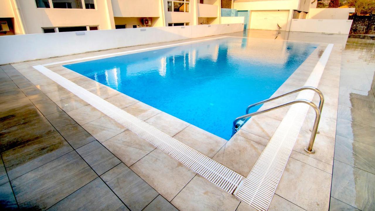 New Brookfields Hotel Freetown Bagian luar foto
