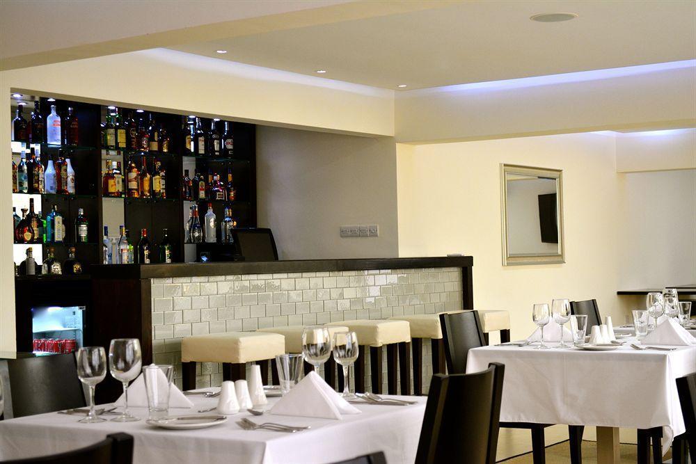 New Brookfields Hotel Freetown Bagian luar foto