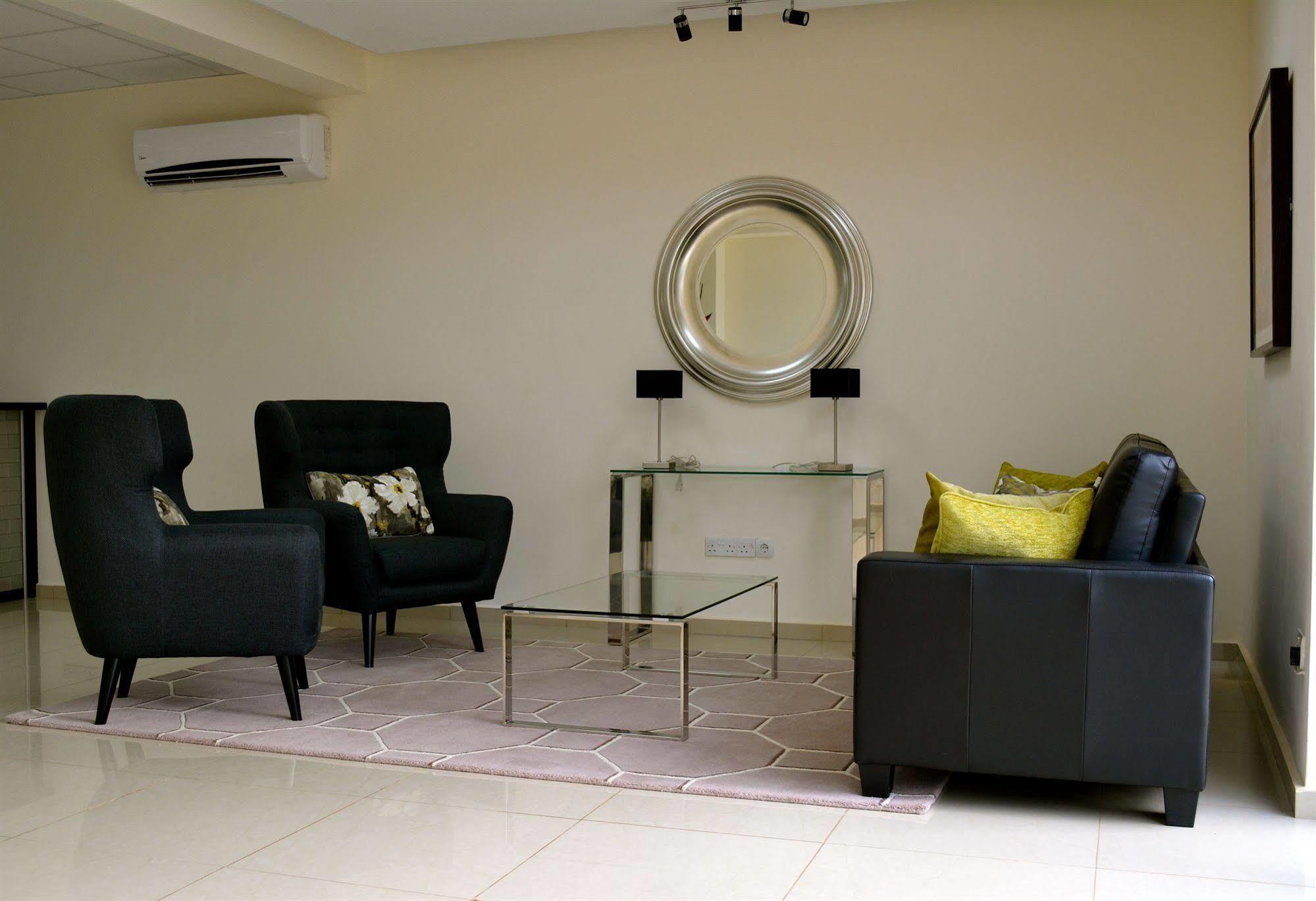 New Brookfields Hotel Freetown Bagian luar foto